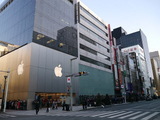 アップル、年末年始の店舗営業時間を告知 - 年明けは2日午前8時にオープン