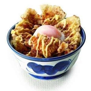 天丼てんや、ポテトサラダ天ぷらが楽しめる「ポテマヨ鶏天丼」を発売