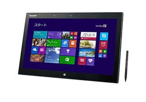 シャープ、3,200×1,800ドットの15.6型IGZO液晶タブレット