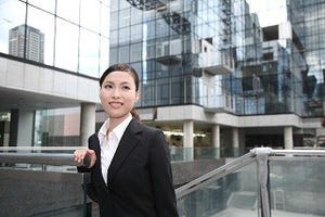 2014年の新入社員と同じ学年の有名人は?