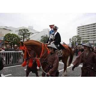 神奈川県・茅ヶ崎で大岡越前が練り歩く「大岡越前祭」開催 - 無料の茶会も