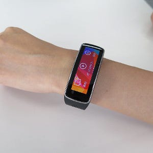 運動嫌いな新人女性編集者が「Gear Fit」と一緒に皇居ランをしてきた - いまなら無料貸し出し中