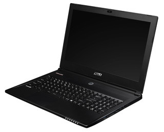 MSI、Quadro K2100M搭載で重量1.9kgの15.6型モバイルワークステーション