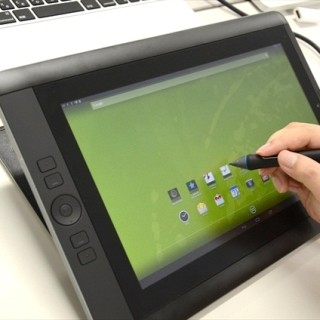 "10万円台"の液晶ペンタブレット、買うならどっち? -「Cintiq Companion Hybrid」と「Cintiq 13HD」を徹底比較