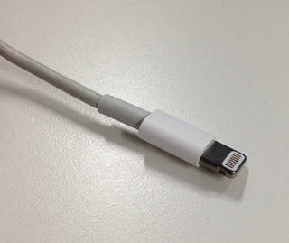 AndroidがiPhoneに近づく、裏表気にせず挿し込める「USB Type-C」仕様完成