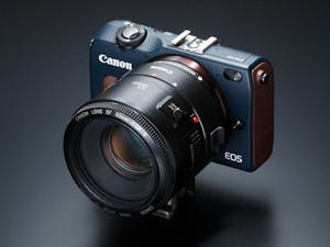 キヤノン「EOS M2」長期試用レポート第1回 - 標準ズーム＋単焦点レンズで楽しむ女性ポートレートの巻