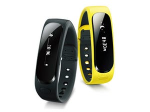 通話もできるリストバンドデバイス「TalkBand B1」が日本上陸、29日発売