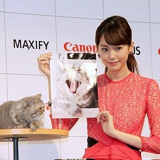 プリンタ2014秋 - キヤノンの新PIXUS・MAXIFY・Sateraが登場 - ゲストは桐谷美玲さんと石丸幹二さん、猫のレオン君