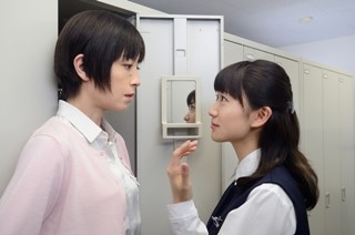 悪女･大島優子、宮沢りえを悪魔のささやきで破滅へと… 『紙の月』予告編