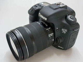 Photokina 2014 - 「EOS 7D Mark II」「PowerShot G7 X」などを展示 - 5年ぶりリニューアルとなるAPS-Cのフラッグシップ一眼レフに注目、キヤノン