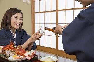 浮気しやすい女性の特徴3つ