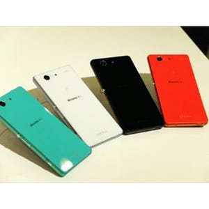 写真で見るドコモ2014-2015冬春モデル - 「Xperia Z3 Compact」編