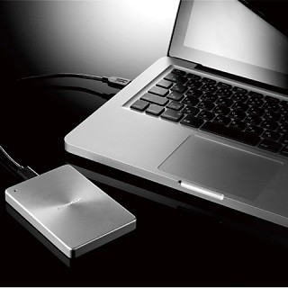 アイ・オー・データ、ポータブルHDD「カクうす」のラインナップを強化