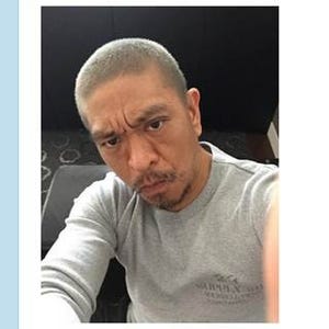 松本人志、イメチェン"銀髪"テレビ初披露! 「スキンヘッドにするか悩んだ」