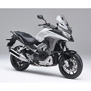 ホンダ、アドベンチャースタイルの「VFR800X」を発売