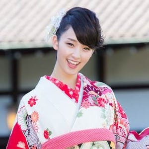 剛力彩芽らオスカー美女11人、晴れ着姿を披露! 今年は「吸収して成長」