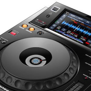 パイオニア、音楽ファイルに特化したDJ用マルチプレーヤー「XDJ-1000」