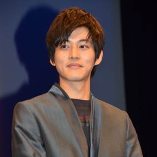 松坂桃李、とんねるずのイジりにタジタジ! 綾瀬はるかとの熱愛を再び否定