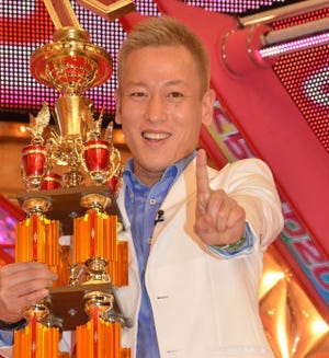 『R-1ぐらんぷり』、じゅんいちダビッドソンが初優勝! 本田圭佑選手へ感謝