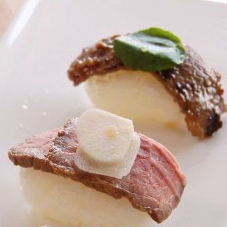 「え? 寿司といえば肉でしょ?? 」となる絶品肉寿司のつくり方