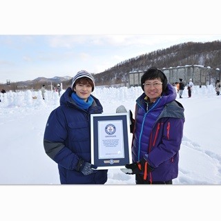 岡田将生ら"雪だるまの数"でギネス世界記録! 「泣いちゃいました」