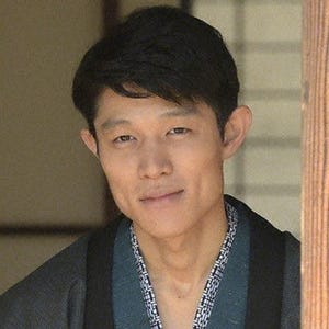 鈴木亮平、新ドラマ『天皇の料理番』で20キロ減量! 「毎日が自分との戦い」