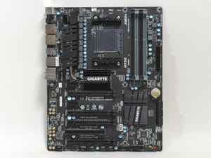 まだだ、まだ終わらんよ! 久々に登場したAM3+対応マザーボードの新作「GA-990FXA-UD3 R5」をチェック