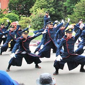 JR九州櫻燕隊、かっこいいと話題沸騰! YOSAKOIソーラン祭り「U-40大賞」に