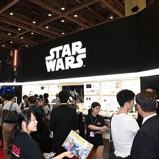 「東京おもちゃショー2015」開幕、大人向け玩具増加＆各社スター・ウォーズ推し