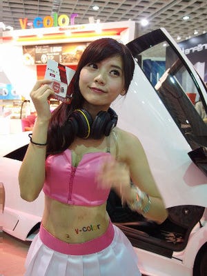 COMPUTEX TAIPEI 2015(番外編) - コンパニオンのお姉さん特集、個人的にはメモリメーカーが熱かったぞ!