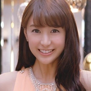 山本美月の瞳や表情から輝きがあふれ出す…目･顔のアップを27カット撮影