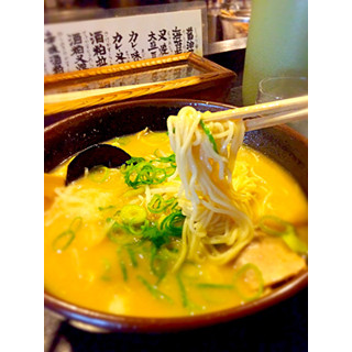 京都府・伏見で名水巡り! 病も治す清水にご当地「酒粕ラーメン」も