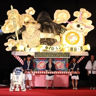 "スター･ウォーズねぶた"前夜祭でお披露目! 4台目は"フォースの覚醒"デザイン