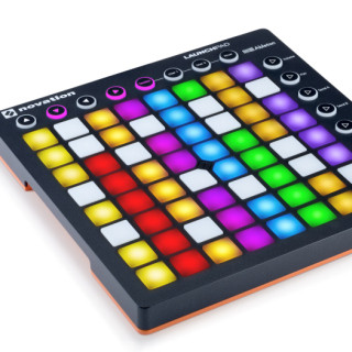 Ableton Live対応の最新グリッドコントローラー「Launchpad MK2」を発売