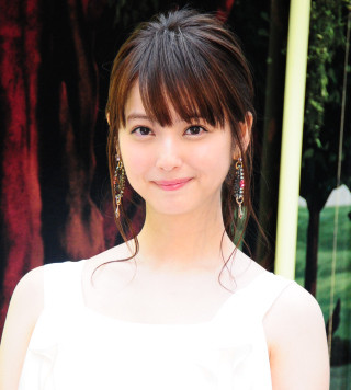 佐々木希、結婚は「タイミング」「35歳になっても独身で平気!」