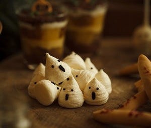 アンダーズ東京、メレンゲのお化けなどの「ハロウィーンスイーツ」を発売