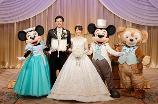 ディズニーホテルミラコスタ、ダッフィーがお祝いしてくれる結婚プラン開始