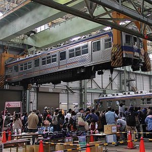 南海電鉄「電車まつり」10/24開催 - デビュー直前「真田赤備え列車」展示も