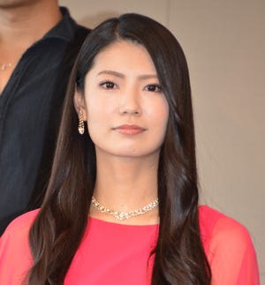 元AKB48倉持明日香、卒業後初の舞台で「自分の成長を期待したい」