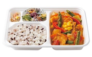 ほっともっとのタニタ監修弁当がリニューアル - トマトチキンカレーなど3種