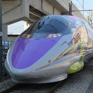 エヴァ新幹線「500 TYPE EVA」毎日運転ではないので要注意! 冬の運転日は?