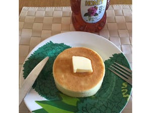 セリアのホットケーキ型で、お店のようなふんわりホットケーキが作れる!