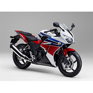 ホンダ「CBR250R」「CB250F」のカラーを一部変更して特別カラーも設定