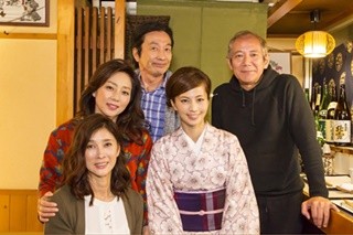 安田美沙子の居酒屋に益子直美･藤吉久美子ら来店、旅の思い出を語り合う