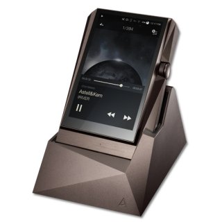 Astell&Kern、「AK380」「AK320」専用クレードル - XLRでバランス接続可能