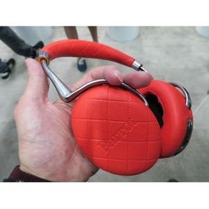 機能盛り盛りヘッドホン「Parrot Zik 3」発売 - USB DACにBluetooth、NCも