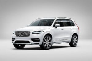 ボルボ新型「XC90」PHVも導入! 7人乗りSUV、ラインナップ最上級モデル発売