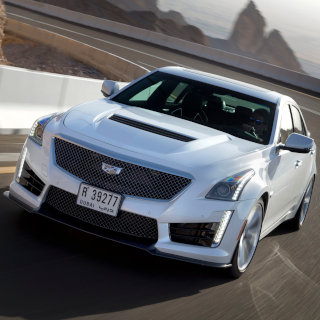 キャデラック「CTS-V」「ATS-V」スポーツセダンVシリーズの最新モデル発売