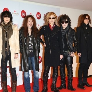 X JAPAN、PATA緊急入院で活動一時休止 - YOSHIKI「悲しい気持ちでいっぱい」