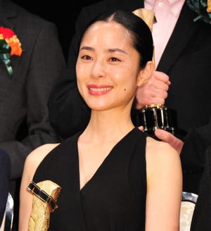 深津絵里、キネマ旬報ベスト・テン主演女優賞に「浅野忠信さんのお陰です」